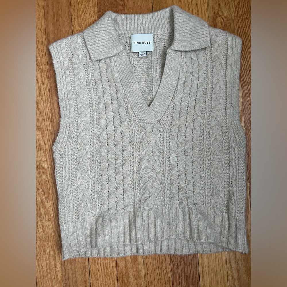 XS Beige Sweater Vest